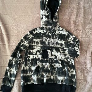 Tie-dye black and white hoodie Abercrombie kids.
